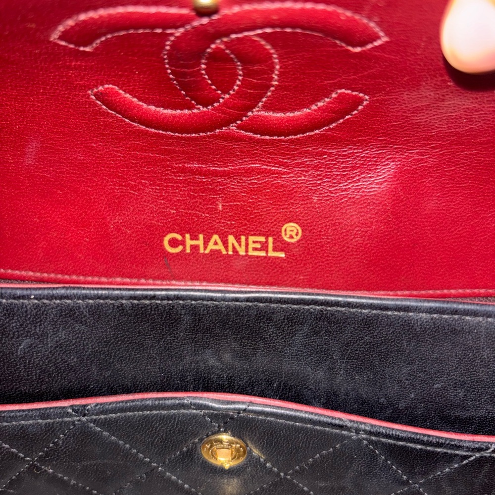 Chanel Medium Flap Quilted Shoulder Bag - Picture 4 of 13